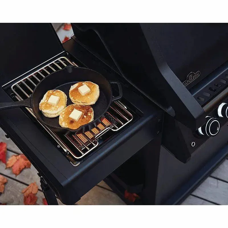Napoleon Grills Phantom Rogue 425 RSIB Gas BBQ Grill - Image 17